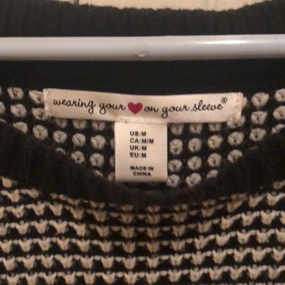 Sweater - Picture 2 of 3